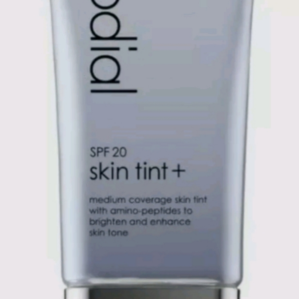 RODIAL  Amino Peptide & SPF 20 Tinted BB Brand NEW RIO